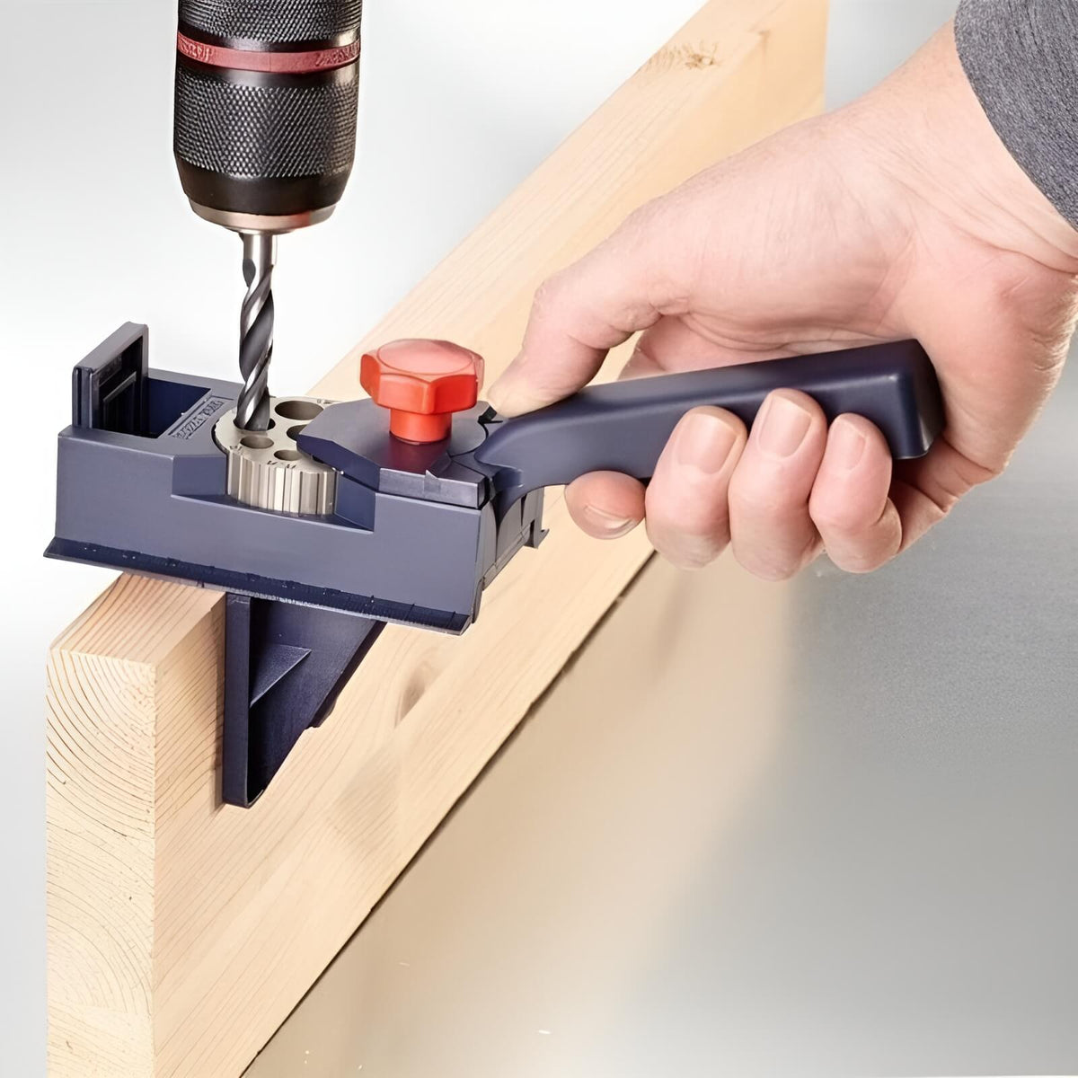WoodCraftMaster - Perfekte Holzverbindungen durch präzises Bohrer-Posi ...