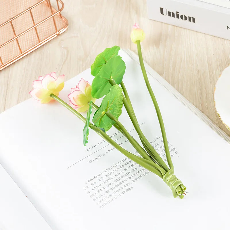 Künstliche Lotusblume | 27 cm lebensechtes schwimmendes Design | Bunte Farben | Teich- und Hochzeitsdekoration